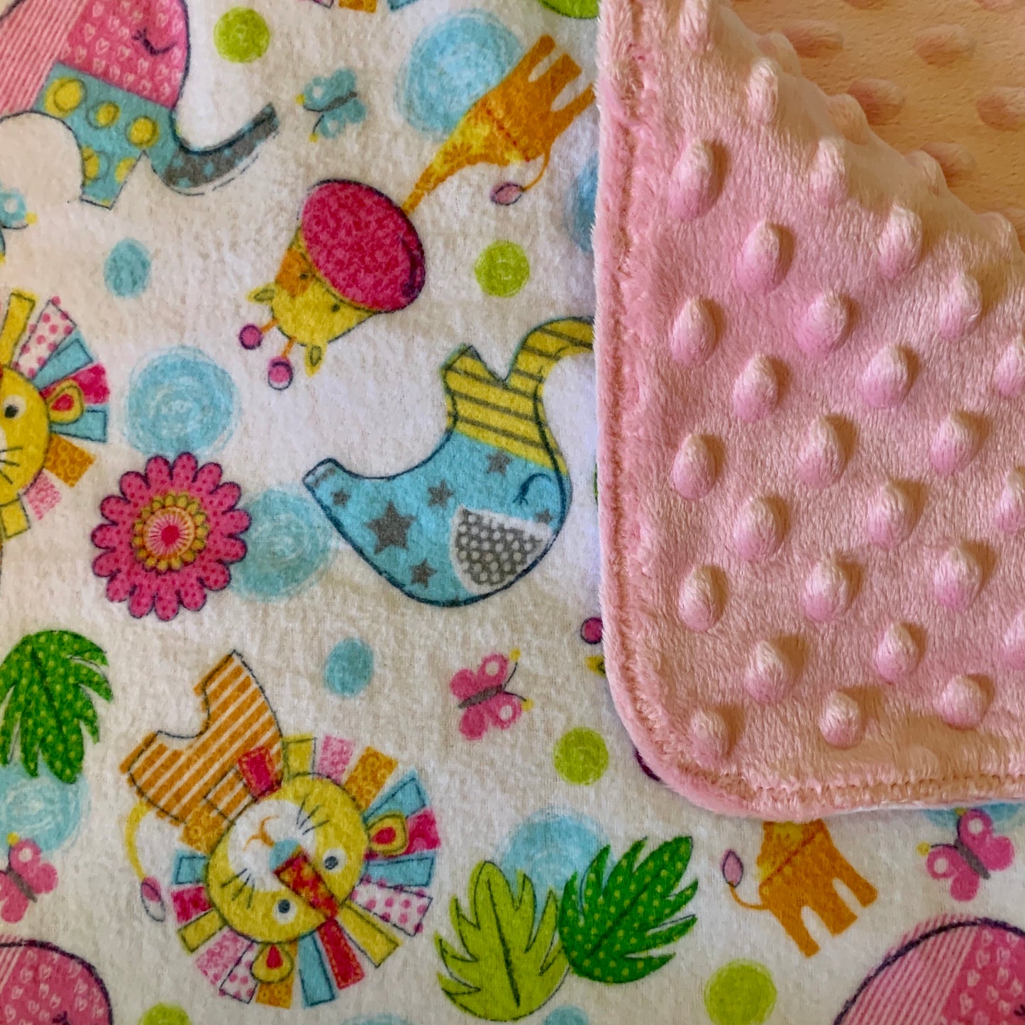 ๐๐๐ฆJungle Animals Minky and Flannel Crib blanket