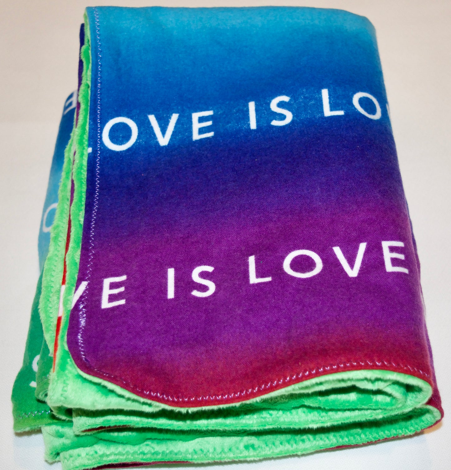 🌈Beautiful Rainbow Minky and Flannel Blanket