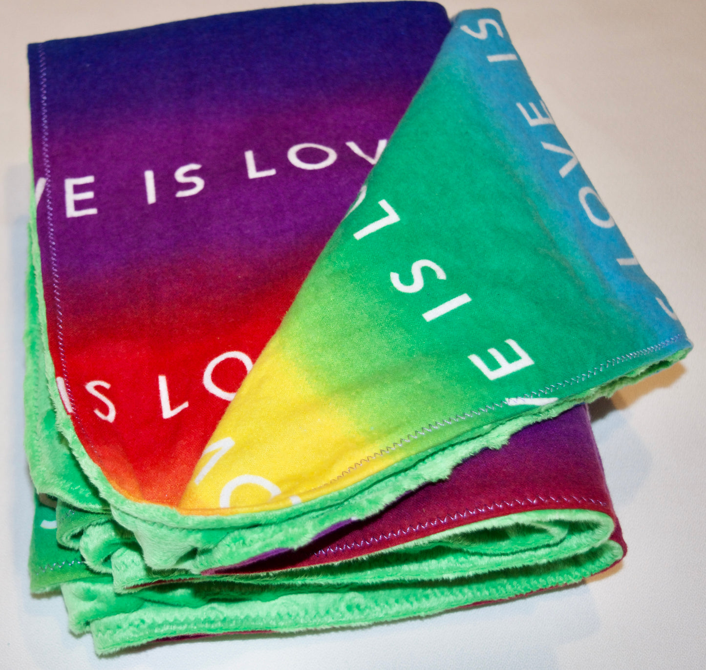 🌈Beautiful Rainbow Minky and Flannel Blanket