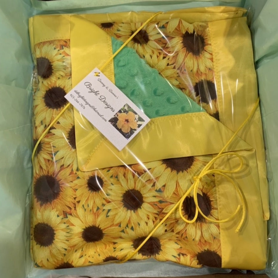 🌻Sunflower Minky Crib Blanket With Satin