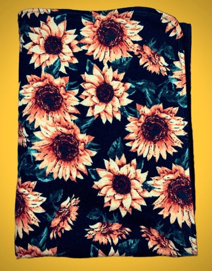 Beautiful Sunflower crib blanket