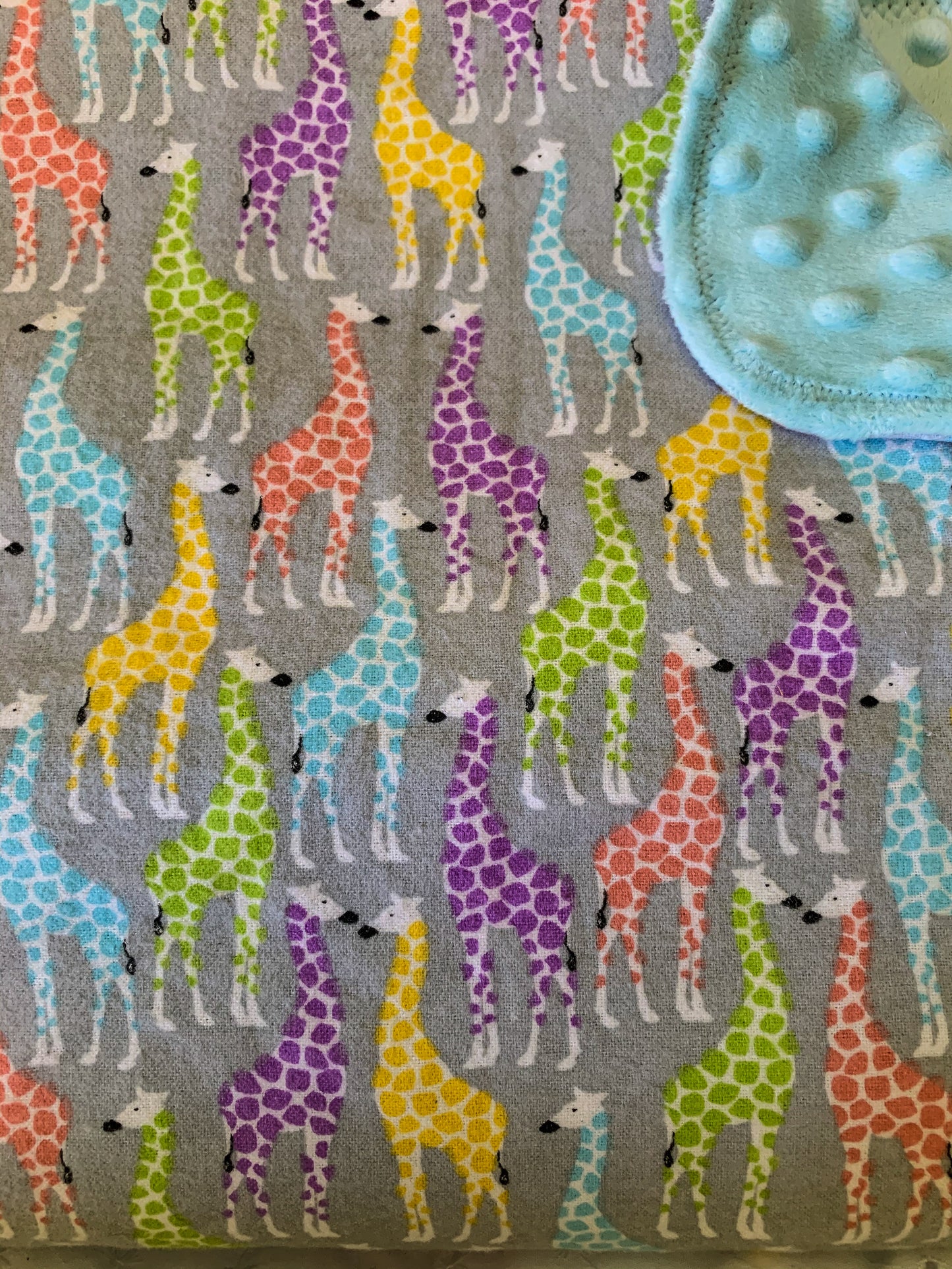 🦒Giraffe Print Minky and Flannel Crib Blanket