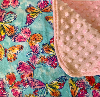 🦋Butterfly print Minky and Flannel Crib Blanket