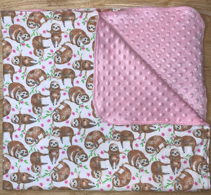 🦥🌷🌱Sloth print Minky and Flannel baby blanket