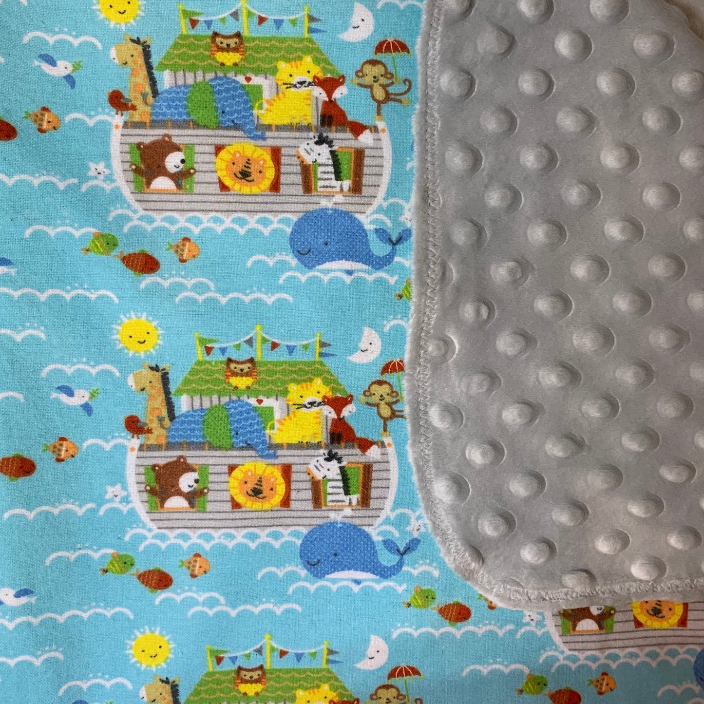 🐘🐅🦓Noah’s Ark Minky and Flannel Baby Blanket