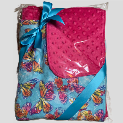 🦋Butterfly print Minky and Flannel Crib blanket